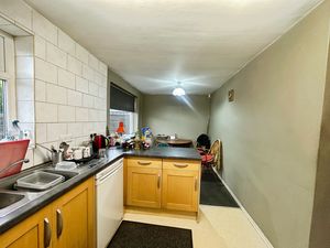 Photo 15- click for photo gallery